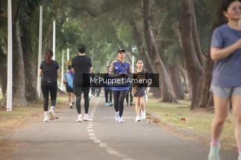 Runner Photo 4313461
