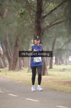 Runner Photo 4313469