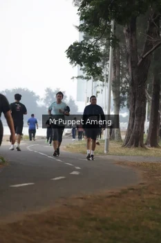 Runner Photo 4313511