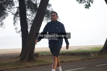 Runner Photo 4313513