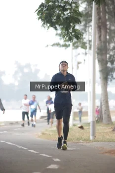 Runner Photo 4313516