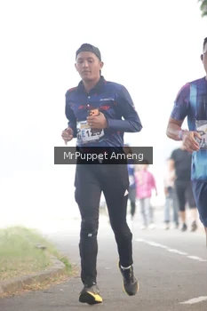 Runner Photo 4313530