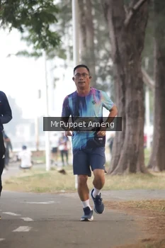 Runner Photo 4313534