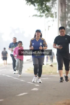 Runner Photo 4313541
