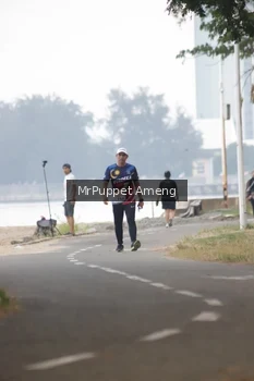 Runner Photo 4313556