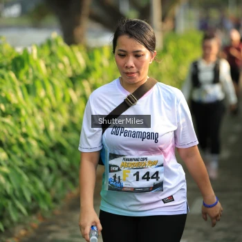 Runner Photo 4313595