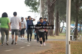 Runner Photo 4313633