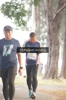 Runner Photo 4313636