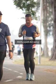 Runner Photo 4313644