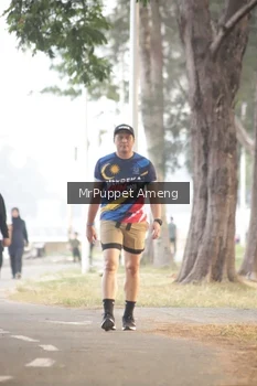 Runner Photo 4313690