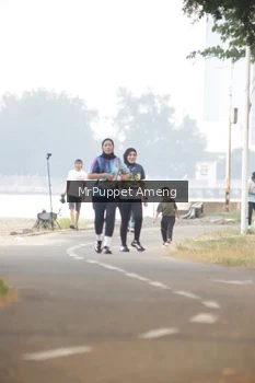 Runner Photo 4313706