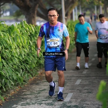 Runner Photo 4313721