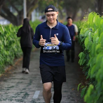 Runner Photo 4313754