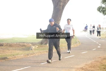 Runner Photo 4313760
