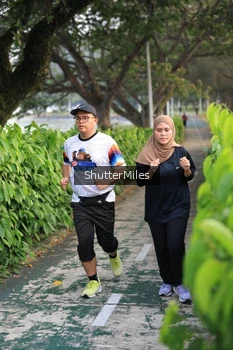 Runner Photo 4313765