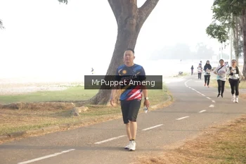 Runner Photo 4313789
