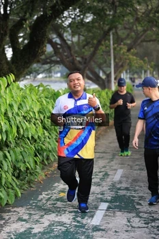 Runner Photo 4313797