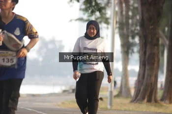Runner Photo 4313817