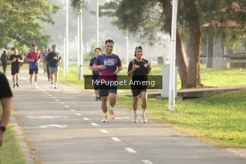 Runner Photo 4313855
