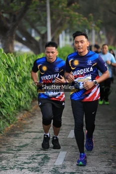 Runner Photo 4313859