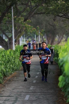 Runner Photo 4313866