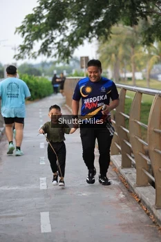 Runner Photo 4313965