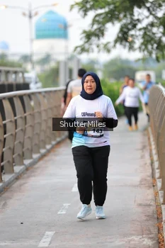Runner Photo 4314034