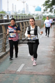 Runner Photo 4314054