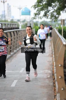 Runner Photo 4314058