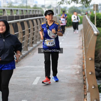 Runner Photo 4314071