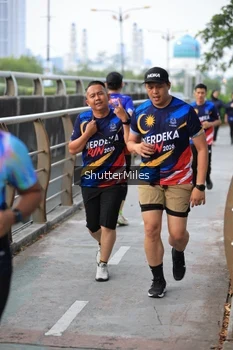 Runner Photo 4314083
