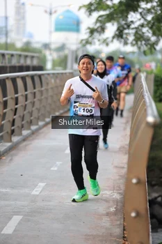 Runner Photo 4314089
