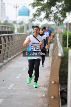 Runner Photo 4314091