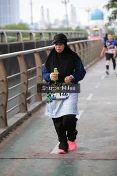 Runner Photo 4314109