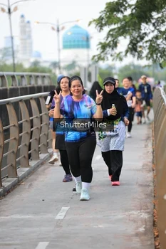 Runner Photo 4314119