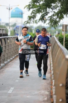 Runner Photo 4314124