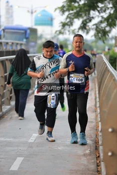 Runner Photo 4314125