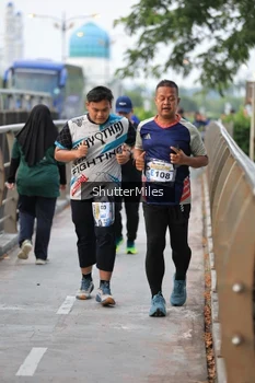 Runner Photo 4314126