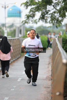 Runner Photo 4314135
