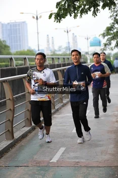 Runner Photo 4314145