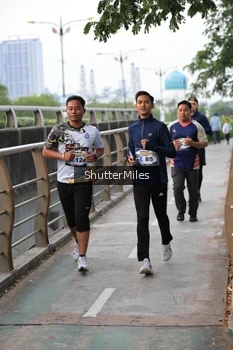 Runner Photo 4314146