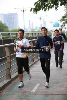 Runner Photo 4314147