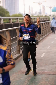 Runner Photo 4314165
