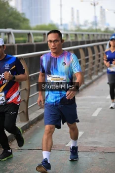 Runner Photo 4314171