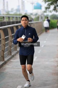 Runner Photo 4314184