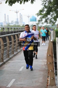 Runner Photo 4314219