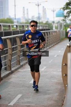 Runner Photo 4314223