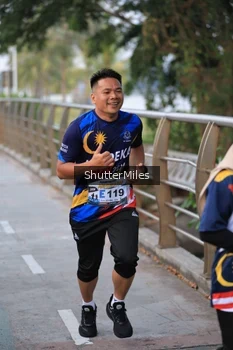 Runner Photo 4314244