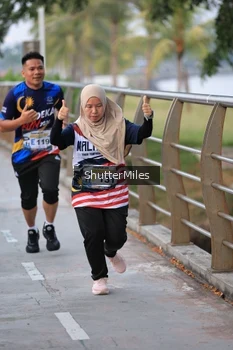 Runner Photo 4314245