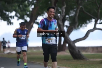 Runner Photo 4314298